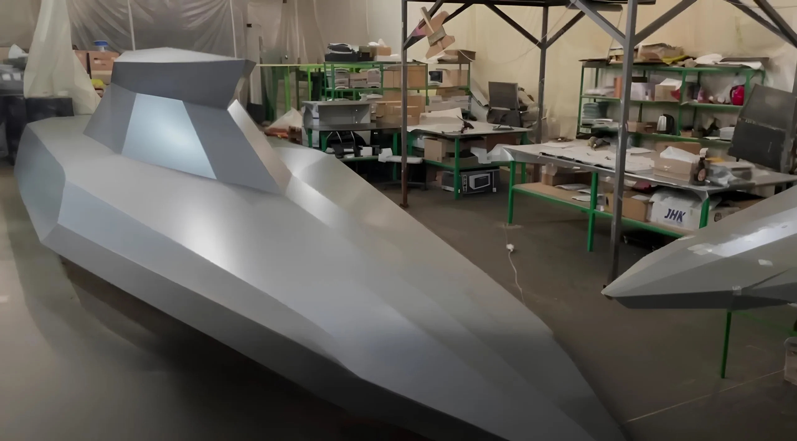 Сили безпілотних систем показали морський безпілотник «Алігатор-9» та лазерний комплекс «Тризуб»