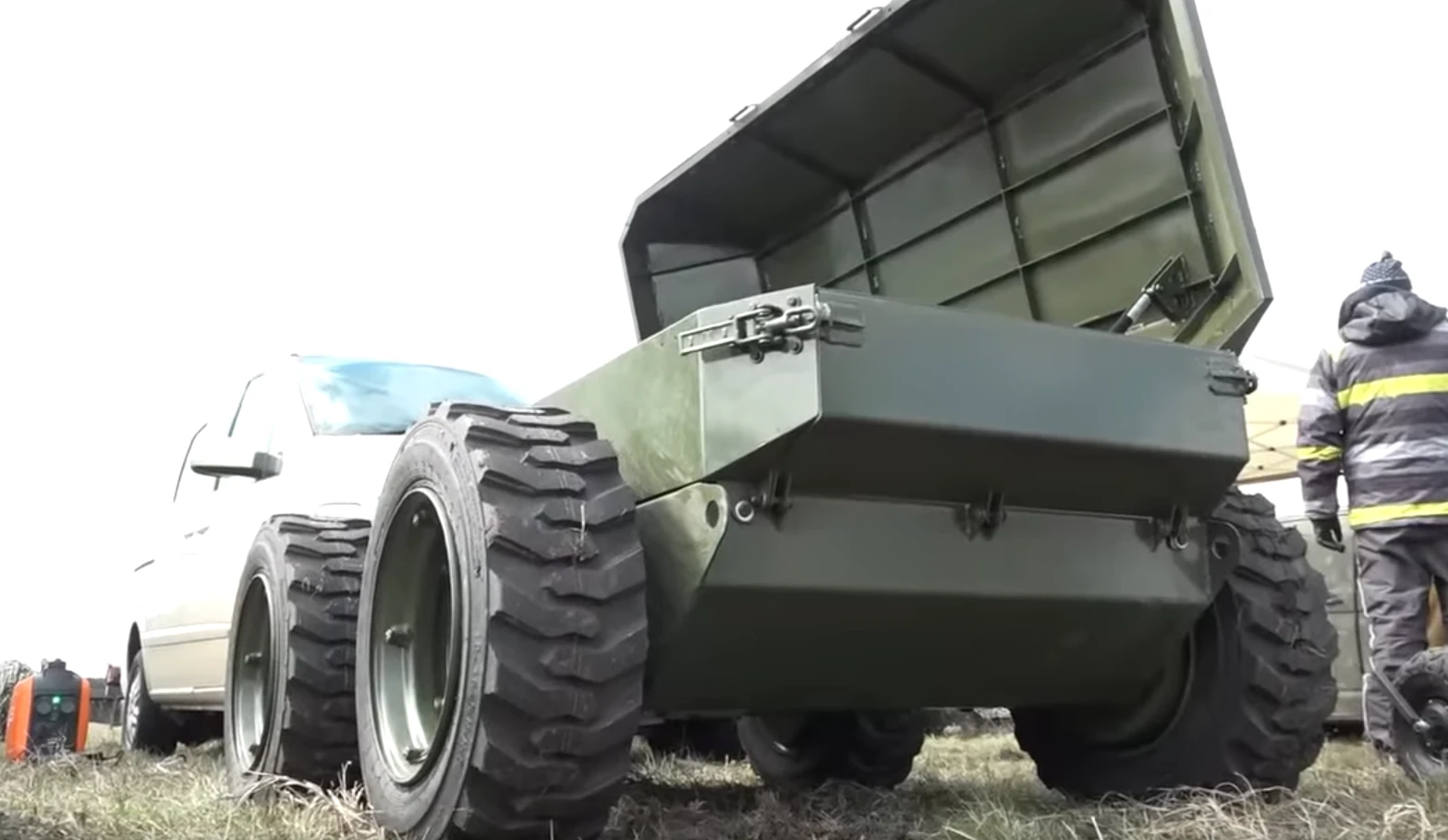 НРК “Тор-800” врятував пораненого піхотинця “Хартії”, подолавши 13 км важкопрохідної місцевості