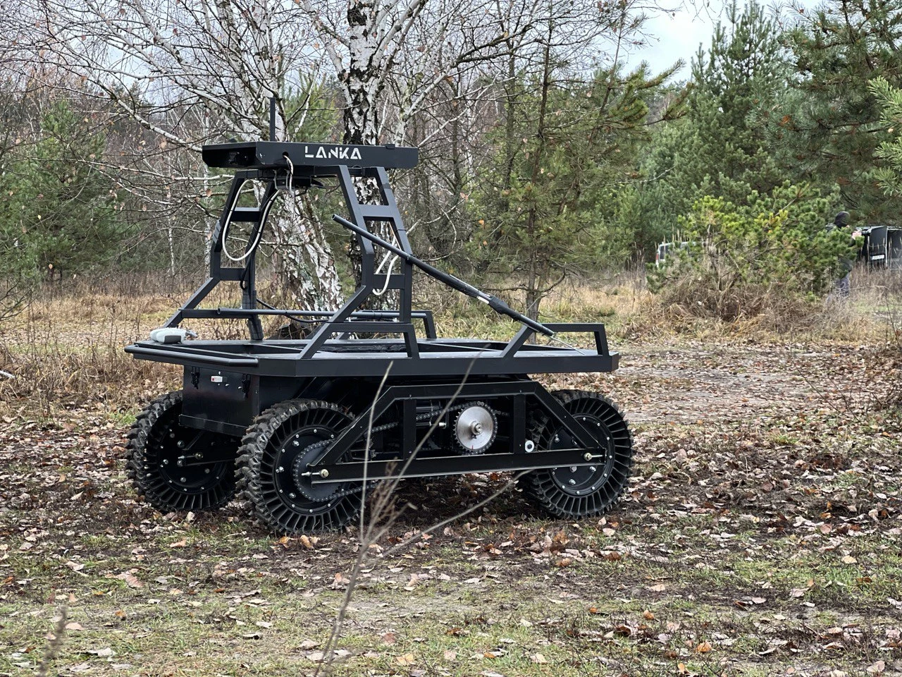 Автономність НРК: як український стартап Lanka Robotics планує вирішити критичну проблему наземних дронів